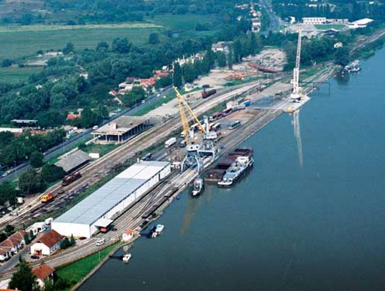 Vukovaro uostas prie Dunojaus upės